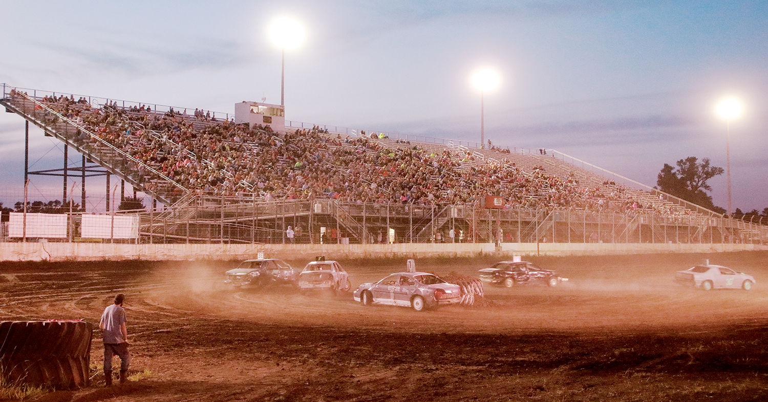 crowd2.jpg